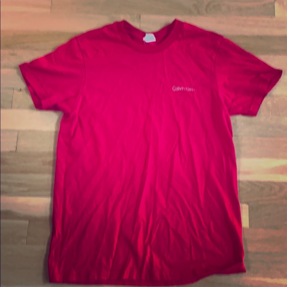 Calvin Klein red t shirt